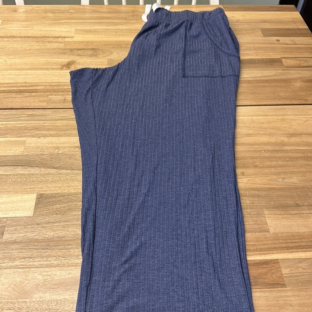 CACIQUE pajama set - Picture 3 of 4